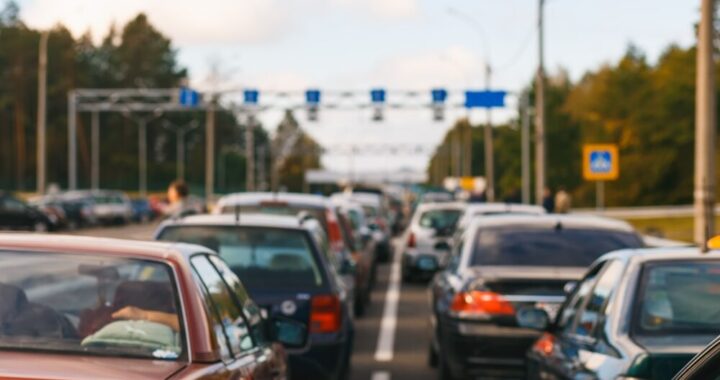 kierowcy--uwaga--zmiany-na-parkingach-przy-hali-wi-auto-2259